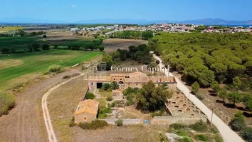 Masía En Venta En Bellcaire D’Empordá