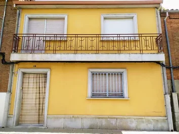 Casa De Pueblo En Venta En Calle Nuestra Señora De La Misericordia, 14