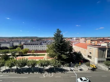 Piso En Venta En Avenida Valladolid