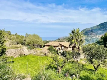 Finca Rústica En Venta En Deya