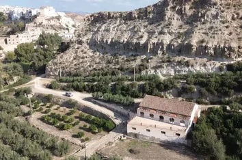 Finca Rústica En Venta En C. Sacerdote Paco Ayala