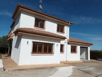 Casa O Chalet Independiente En Venta En Calle De Fuenteserrana, 12