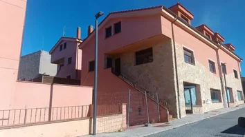 Dúplex En Venta En Calle Arrieta- Cruz Del Rayo S/n