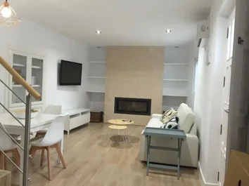 Chalet Pareado En Venta En Calle Morchón, 24