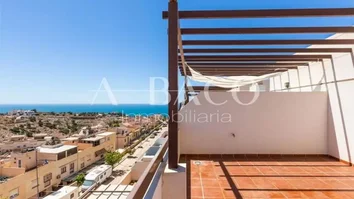 Chalet Adosado En Venta En Avenida Amatista