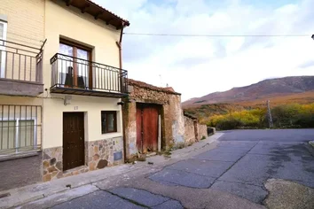 Casa Rural En Venta En Calle Lepanto, 17