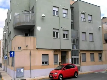 Piso En Venta En Ronda Exterior, 40