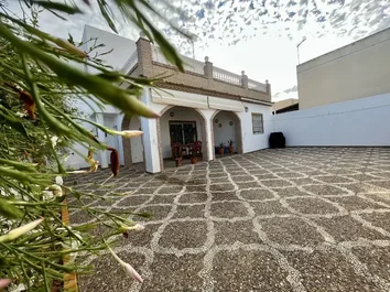 Chalet Pareado En Venta En Calle Cardenal Spinola, 11