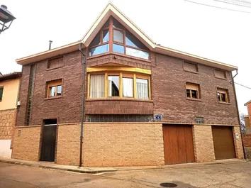 Casa O Chalet Independiente En Venta En Cella