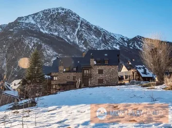 Chalet adosado en venta en travesía Travèssa Plan de Beret, 1