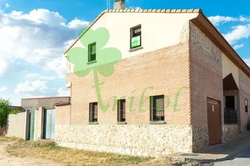 Casa O Chalet Independiente En Venta En Olmo, 14