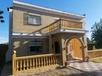 Casa O Chalet Independiente En Venta En Urb. Pradollano