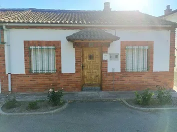 Casa o chalet independiente en venta en calle la Virgen, 12