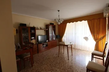 Piso En Venta En Camino Fuente De La Peña, 33