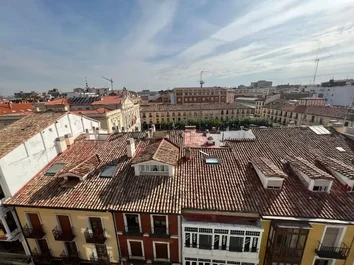 Piso En Venta En Calle Patio De Castaño, 1