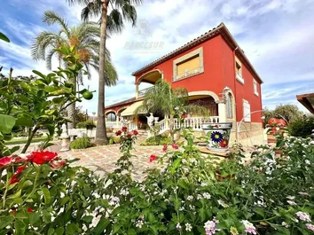 Casa O Chalet Independiente En Venta En Paraíso ArenalLa Colina