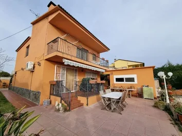 Casa O Chalet En Venta En Oasis ParkLa Franquesa