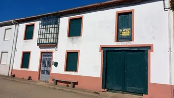 Casa De Pueblo En Venta En Calle Nueva, 6