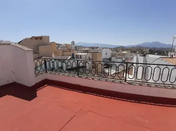 Piso en venta en CL Vicario, 10