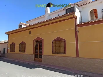 Casa O Chalet Independiente En Venta En Calle Navarra, 72