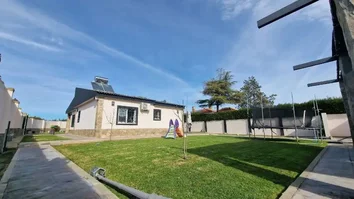 Casa O Chalet Independiente En Venta En Montaraz, 25