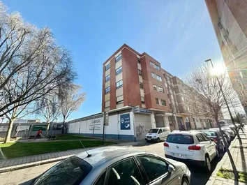 Piso En Venta En Calle Coinvasa, 14