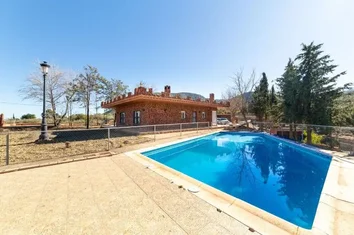 Finca Rústica En Venta En Lijar