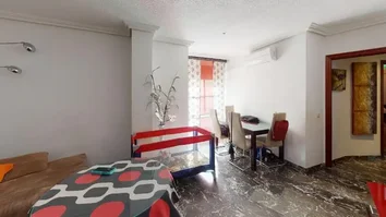 Piso en venta en plaza Santo Domingo