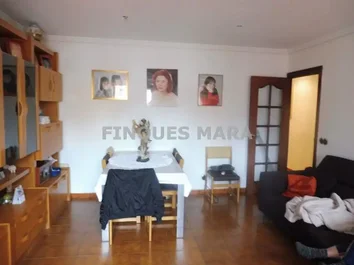 Piso en venta en Plaça Catalunya – Vinyets