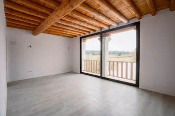 Chalet Adosado En Venta En Calle Alta, 9