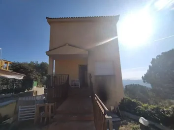 Casa O Chalet En Venta En Calle Andorra, 353