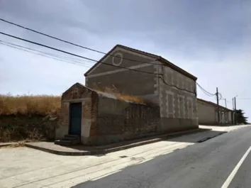 Casa De Pueblo En Venta En Carretera De Cuellar, 15