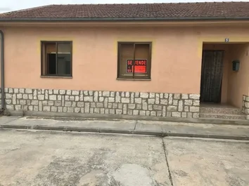 Casa de pueblo en venta en calle Samboal, 5