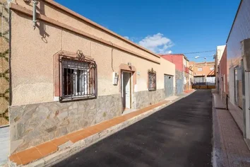 Casa O Chalet Independiente En Venta En Calle Géminis