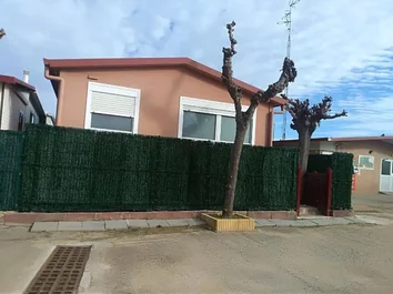 Casa O Chalet Independiente En Venta En N-2, 678