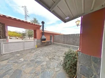 Chalet Adosado En Venta En Sant Sadurní D’Anoia