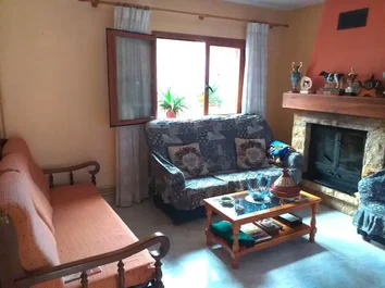 Chalet Adosado En Venta En Calle San Jose Pignatelli