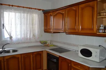 Chalet Adosado En Venta En Calle Victoria, 1