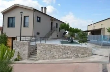 Casa O Chalet Independiente En Venta En Les Oluges