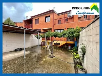 Chalet Adosado En Venta En Gurrea De Gallego