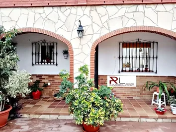 Chalet Pareado En Venta En Alora