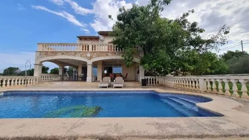 Finca Rústica En Venta En Sa Cabaneta