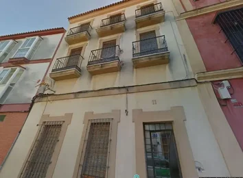 Chalet Pareado En Venta En Calle Canónigo, 11