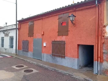 Casa De Pueblo En Venta En Calle Del Moral, 5