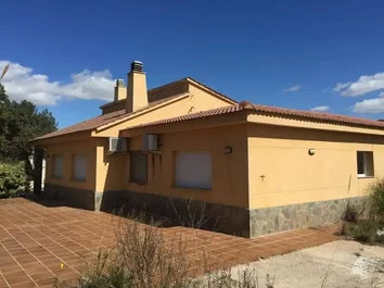 Casa O Chalet En Venta En Avenida De La Constitució