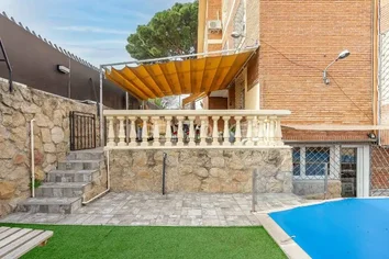 Casa O Chalet Independiente En Venta En Canillejas