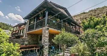 Finca Rústica En Venta En Arganza