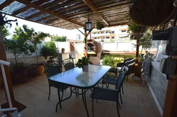 Chalet Adosado En Venta En Calle Rovira I Virgili