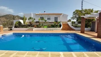 Casa Rural En Venta En Canillas De Aceituno