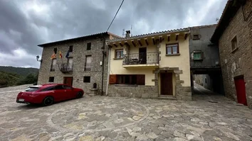 Chalet Adosado En Venta En Calle Reloj, 3